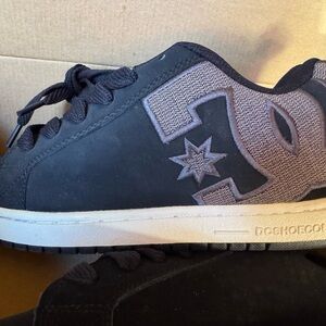 DC mens Black and White Sneakers